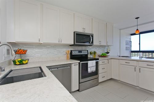 apt-b1205-4300 Waialae Ave, Honolulu, HI, 96816-5759 | Card Image