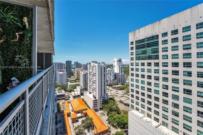 APT-2530 - 690 Sw 1 St Ct, Condo with 1 bedrooms, 1 bathrooms and null parking in MIAMI FL | Image 16