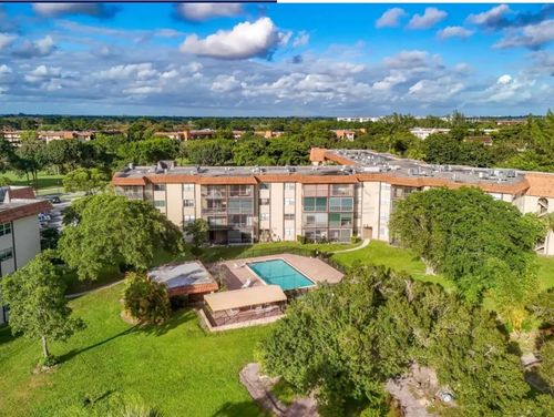 apt-204-6100 S Falls Circle Dr, Lauderhill, FL, 33319-6918 | Card Image