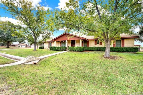 222 Indian Pink Dr, Floresville, TX, 78114 | Card Image