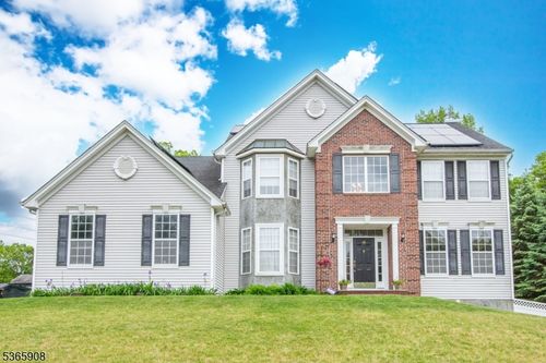 48 Saunders Ln, Hackettstown, NJ, 07840-5526 | Card Image