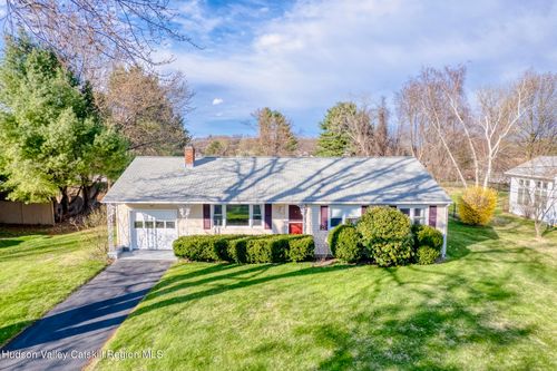 121 Rayna St, Hurley, NY, 12443-5224 | Card Image