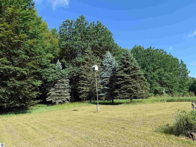 3910 S Vandermeulen Rd, House other with 2 bedrooms, 1 bathrooms and null parking in Mc Bain MI | Image 9