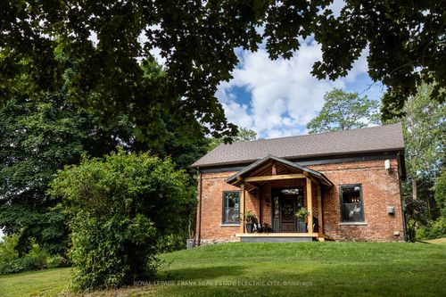 4242 Cedar Valley Rd, Orono, ON, L0B1M0 | Card Image