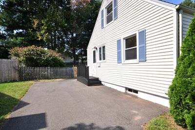 81 Grove Street, House other with 3 bedrooms, 1 bathrooms and 4 parking in Windsor CT | Image 2