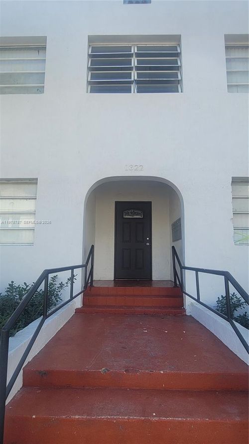 apt-4-1322 Sw 7th St, Miami, FL, 33135-3917 | Card Image
