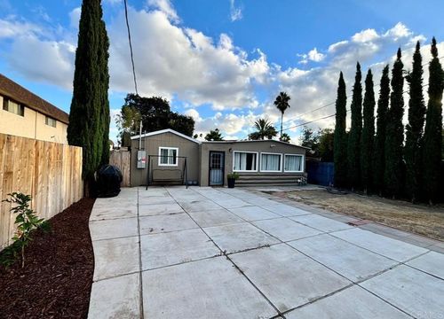 1229 E Madison Ave, El Cajon, CA, 92021-6424 | Card Image