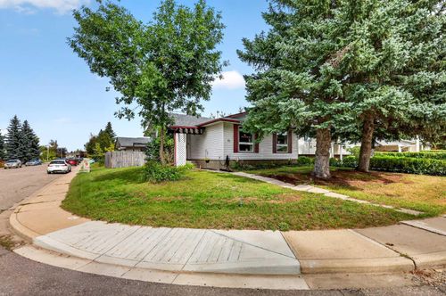 12 Brentwood Dr E, Strathmore, AB, T1P1G1 | Card Image