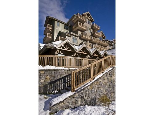 04-36-7412 Mountain Rd, Stowe, VT, 05672-5179 | Card Image