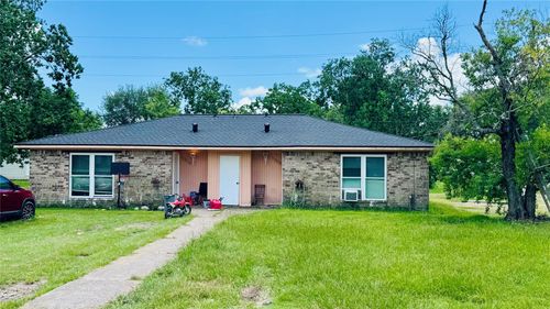 1308 Trinity St, Anahuac, TX, 77514-2921 | Card Image