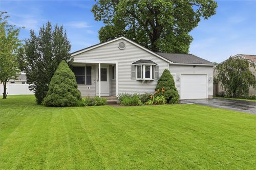 198 Mercer Ave, Gates, NY, 14606-4142 | Card Image