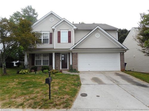 3830 Robbins Brook Dr, Winston-Salem, NC, 27107-2691 | Card Image