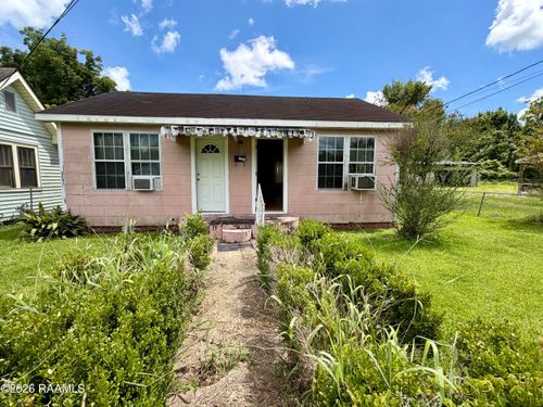 214 N Landry Dr, New Iberia, LA, 70560-1506 | Card Image