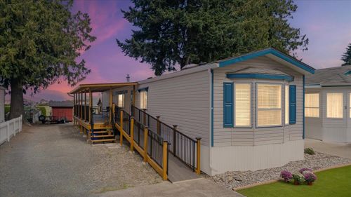 4-6338 Vedder Rd, Chilliwack, BC, V2R1C6 | Card Image