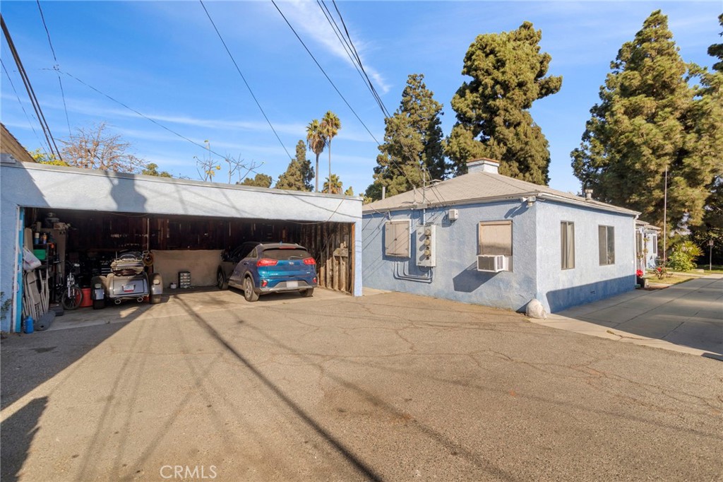 Residential Income in Los Angeles 4