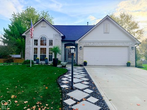 10653 Kestrel Ct, Noblesville, IN, 46060-7537 | Card Image