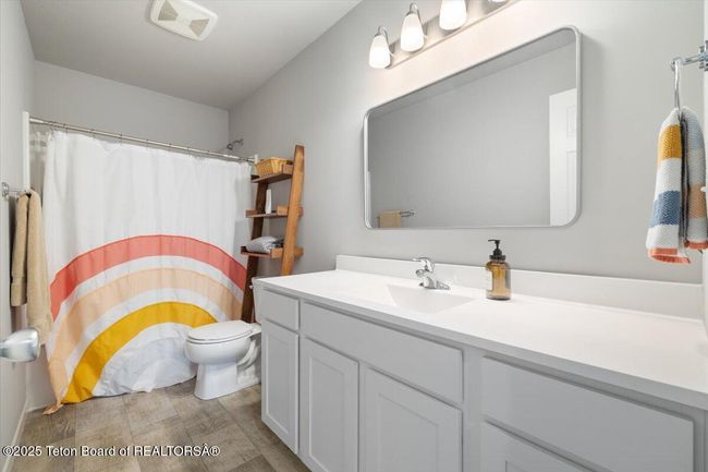Guest Bath | Image 23