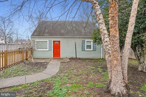 117 Manassas Dr, MANASSAS PARK, VA, 20111-2334 | Card Image