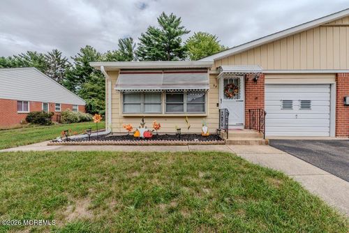 9 Homestead Dr, Whiting, NJ, 08759-1932 | Card Image