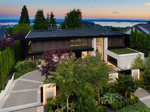 690 Knockmaroon Rd, West Vancouver, BC, V7S1R6 | Card Image