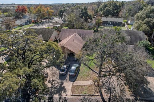 903 Milford Way, Austin, TX, 78745-3863 | Card Image