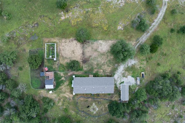 6771 County Road 4151, House other with 4 bedrooms, 3 bathrooms and null parking in Pawhuska OK | Image 52