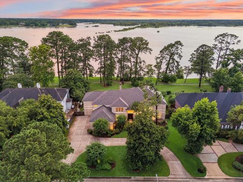 1627 Scenic Shore Dr, Kingwood, TX, 77345-1903 | Card Image