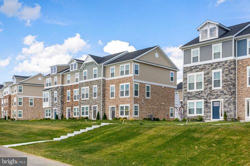 5683 Glencoe Pl, WHITE PLAINS, MD, 20695-4298 | Card Image