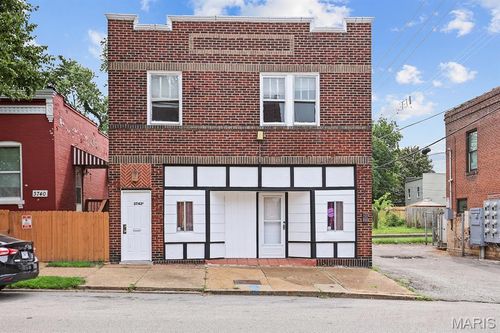 3742 California Ave, Saint Louis, MO, 63118-3814 | Card Image