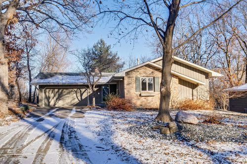 4274 Brigadoon Drive, SHOREVIEW, MN, 55126 | Card Image