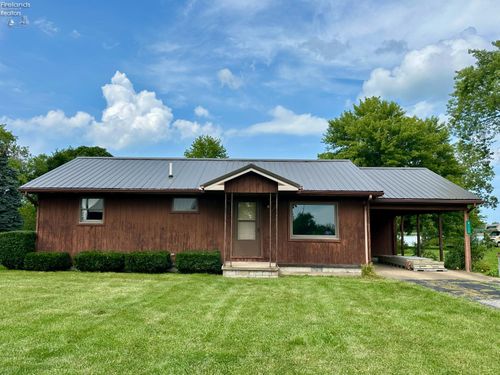 8109 Titus Rd, Oak Harbor, OH, 43449-9758 | Card Image