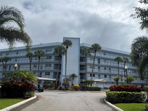 apt-323-6400 Nw 2nd Ave, Boca Raton, FL, 33487-3089 | Card Image