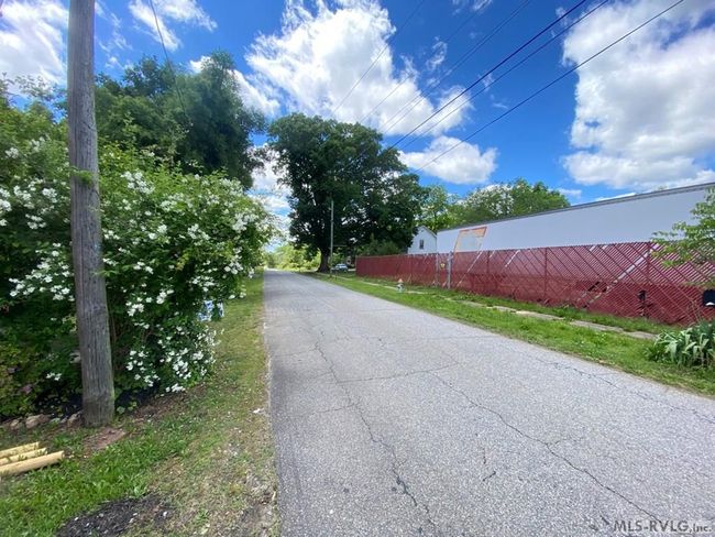 103 Seaboard Ave, House other with 2 bedrooms, 1 bathrooms and null parking in La Crosse VA | Image 4