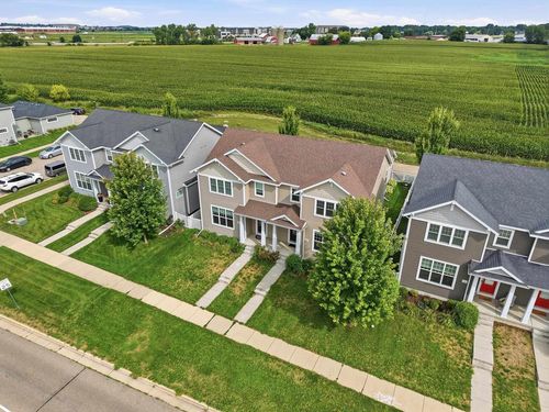 1042 O'Keeffe Avenue, Sun Prairie, WI, 53590 | Card Image