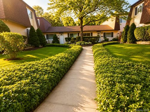 141-141 Feller Drive, Islip, NY, 11722 | Card Image