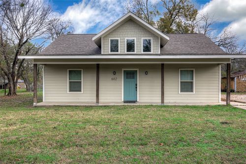 600 Maple St, Commerce, TX, 75428-3510 | Card Image