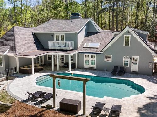 10570 Buice Rd, alpharetta, GA, 30022-4921 | Card Image