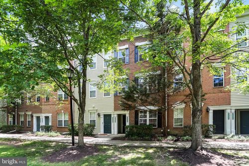 42526 Mayflower Ter, BRAMBLETON, VA, 20148-6999 | Card Image