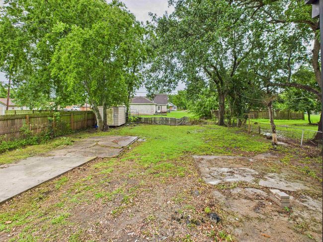 1832 19 Th St, House other with 2 bedrooms, 1 bathrooms and null parking in Port Arthur TX | Image 17