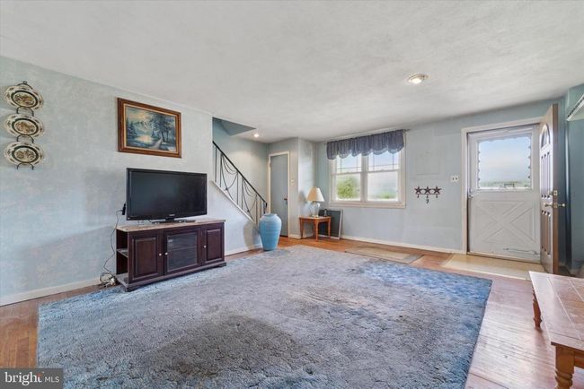 4014 Worrilow Rd, Townhouse with 3 bedrooms, 1 bathrooms and null parking in BROOKHAVEN PA | Image 5