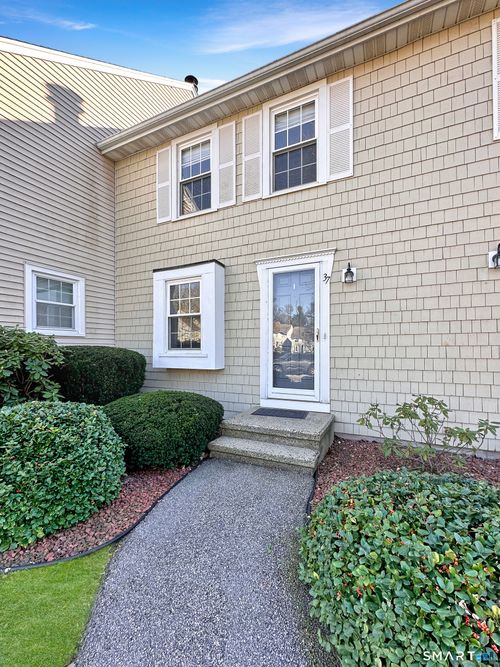 37-37 Hubbard Run Dr, Glastonbury, CT, 06033-2335 | Card Image