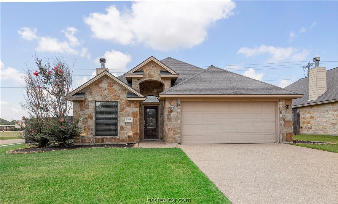 Dove Hollow Ln, College Station, TX 77845