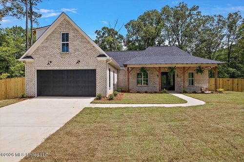704 Sartoris Cove, Terry, MS, 39170 | Card Image