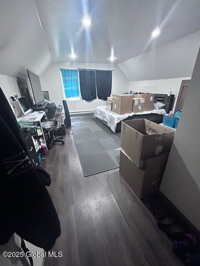 Unit 3 Bedroom 5 | Image 45