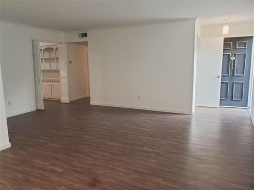 apt-131-361 N Post Oak Ln, Houston, TX, 77024-5946 | Card Image