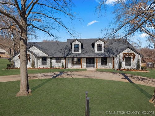 3709 E 80th St, Tulsa, OK, 74136-8030 | Card Image