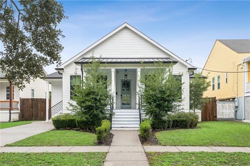 5618 Chatham Dr, New Orleans, LA, 70122-2634 | Card Image