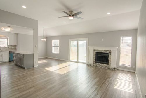 108 Cottonwood Dr, Hutto, TX, 78634-3100 | Card Image