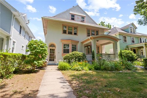 18 Calumet St, Rochester, NY, 14610-1506 | Card Image