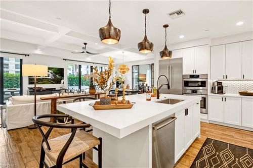 unit-256-1115 Central Ave, NAPLES, FL, 34102-6268 | Card Image